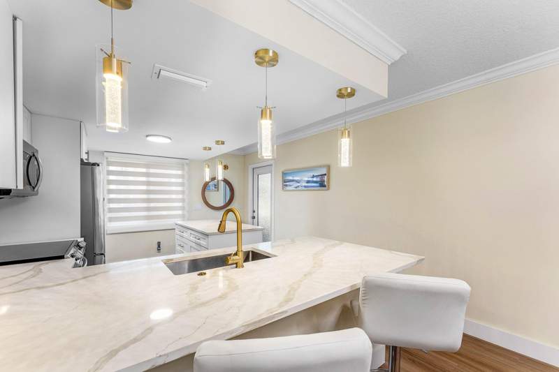 2 bedroom Condominium at 1019 Guildford B, Century Village, Boca Raton — photo 5