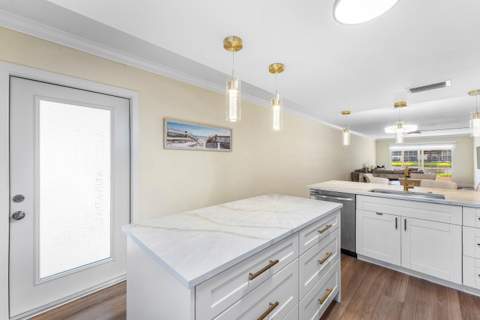 1019 Guildford B, Boca Raton FL - photo 19 of 38