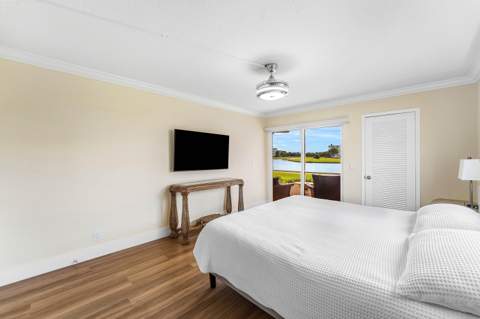 1019 Guildford B, Boca Raton FL - photo 24 of 38