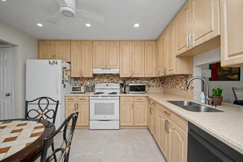 7951 Little Lane, Boca Raton FL - photo 13 of 33