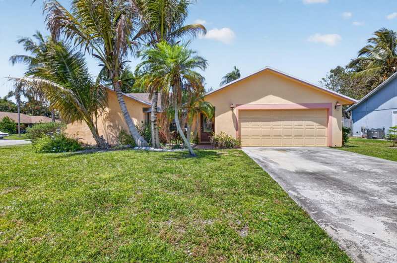 4 bedroom Single Family Residence at 9389 Longmeadow Circle, Woodside 2, Boynton Beach — photo 1