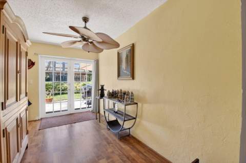 9389 Longmeadow Circle, Boynton Beach FL - photo 13 of 35