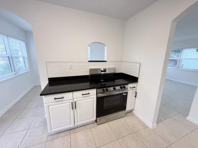 4 bedroom Single Family Residence at 912 SE Tarpon Avenue, Ruff'S Little Dixie, Stuart — photo 5