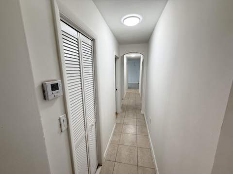 912 SE Tarpon Avenue, Stuart FL - photo 22 of 31