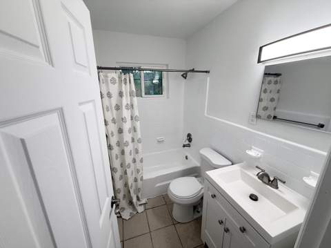 912 SE Tarpon Avenue, Stuart FL - photo 15 of 31