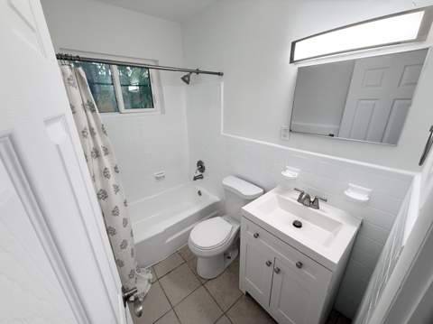912 SE Tarpon Avenue, Stuart FL - photo 16 of 31