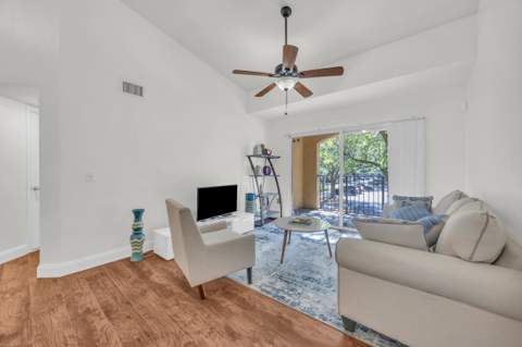 4241 San Marino Boulevard #207, West Palm Beach FL - photo 9 of 29