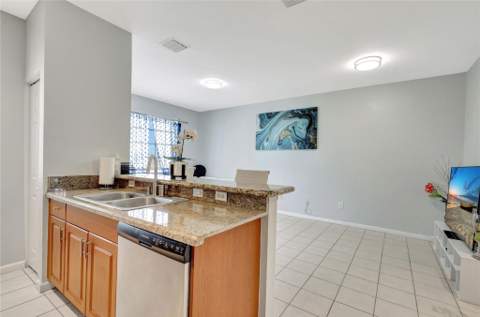 2037 Nassau Drive #2037, Riviera Beach FL - photo 14 of 44