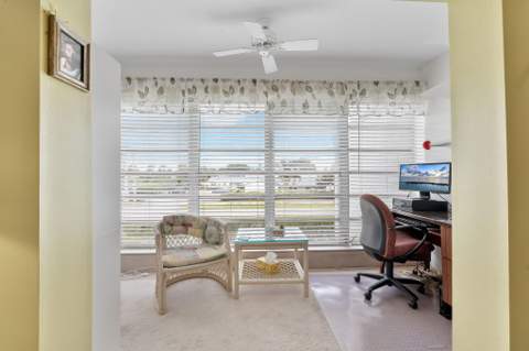 2401 Del-aire Boulevard #201, Delray Beach FL - photo 9 of 32