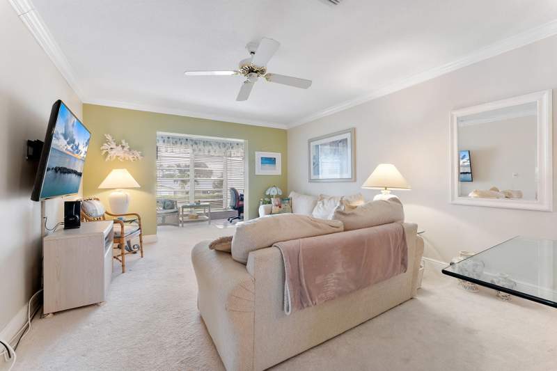 2 bedroom Condominium at 2401 Del-aire Boulevard #201, Pines Of Delray Condo, Delray Beach — photo 5