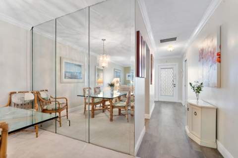 2401 Del-aire Boulevard #201, Delray Beach FL - photo 13 of 32