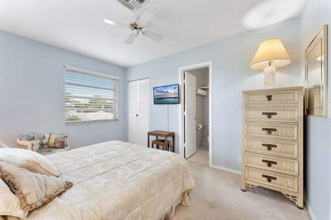 2401 Del-aire Boulevard #201, Delray Beach FL - photo 15 of 32
