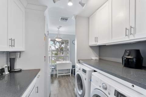 2401 Del-aire Boulevard #201, Delray Beach FL - photo 21 of 32