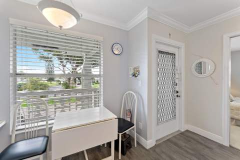 2401 Del-aire Boulevard #201, Delray Beach FL - photo 24 of 32