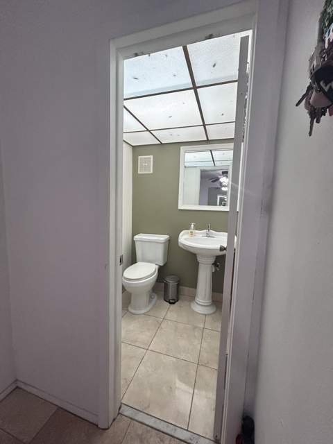 7300 NW 17th Street #402, Plantation FL - photo 13 of 22