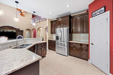 112 Ibisca Terrace, Royal Palm Beach FL - photo 9 of 39