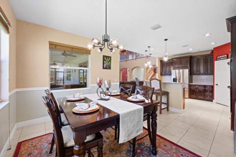 112 Ibisca Terrace, Royal Palm Beach FL - photo 13 of 39