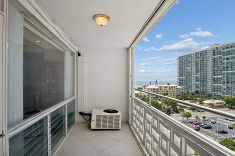 1900 S Ocean Drive #1006, Fort Lauderdale FL - photo 8 of 31