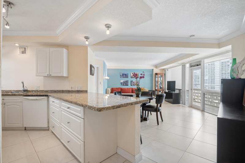 1 bedroom Stock Cooperative at 1900 S Ocean Drive #1006, Breakwater Towers Co-Op, Fort Lauderdale — photo 1