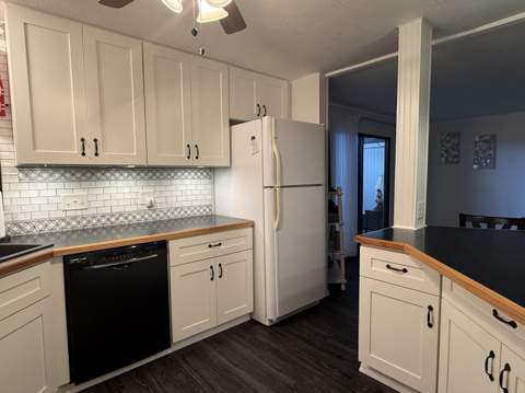 8044 SE Patriot Avenue, Hobe Sound FL - photo 10 of 48