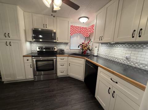8044 SE Patriot Avenue, Hobe Sound FL - photo 11 of 48
