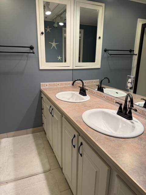 8044 SE Patriot Avenue, Hobe Sound FL - photo 22 of 48