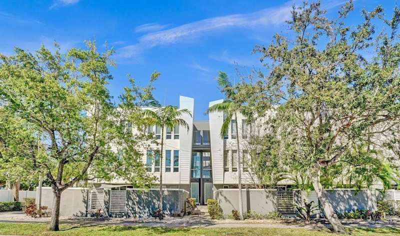3 bedroom Townhouse at 703 SE 16th Court, New Harbor Lofts, Fort Lauderdale — photo 1