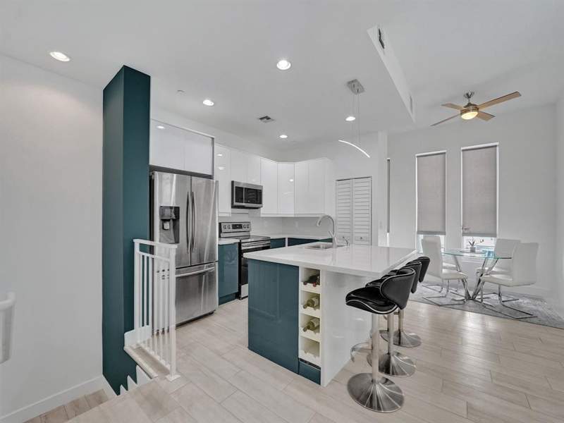 3 bedroom Townhouse at 703 SE 16th Court, New Harbor Lofts, Fort Lauderdale — photo 4