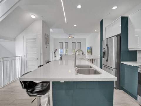 703 SE 16th Court, Fort Lauderdale FL - photo 7 of 36