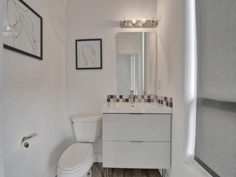 703 SE 16th Court, Fort Lauderdale FL - photo 13 of 36