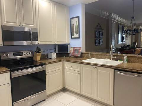20 Harbour Isle Drive #106, Fort Pierce FL - photo 11 of 40