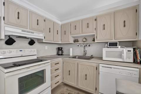 5681 SW 2nd Court #106, Margate FL - photo 11 of 23