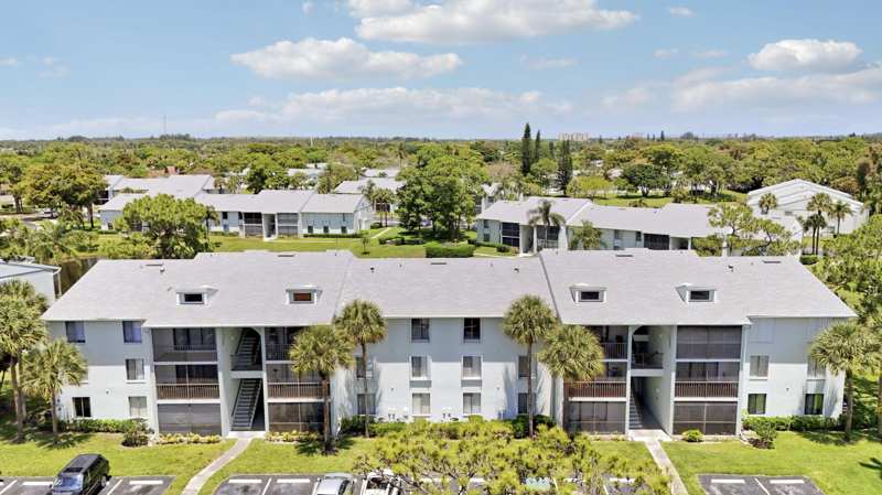 2 bedroom Condominium at 3630 Alder Drive #E2, Palm Club West Village 1 Condo, West Palm Beach — photo 1