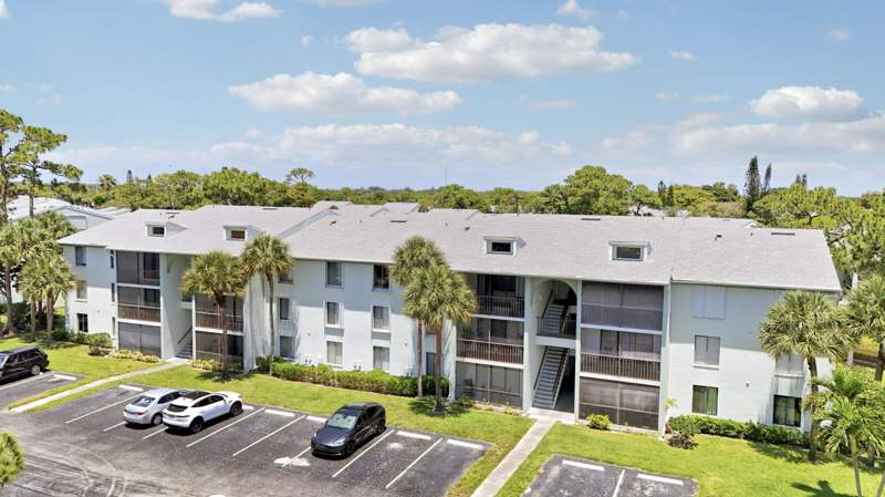 2 bedroom Condominium at 3630 Alder Drive #E2, Palm Club West Village 1 Condo, West Palm Beach — photo 2