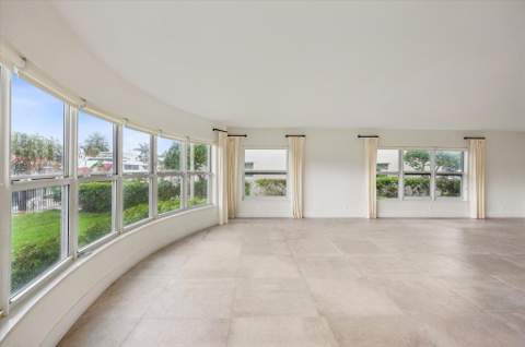 5100 Bayview Drive #106, Fort Lauderdale FL - photo 10 of 33