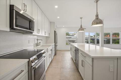 5100 Bayview Drive #106, Fort Lauderdale FL - photo 13 of 33