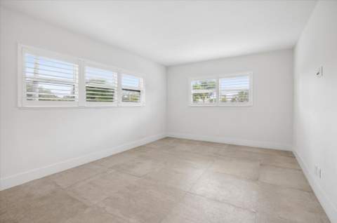 5100 Bayview Drive #106, Fort Lauderdale FL - photo 16 of 33