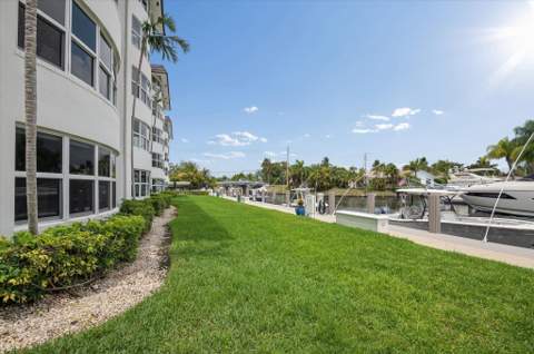 5100 Bayview Drive #106, Fort Lauderdale FL - photo 23 of 33