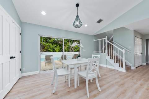 490 Mars Way, Juno Beach FL - photo 11 of 35