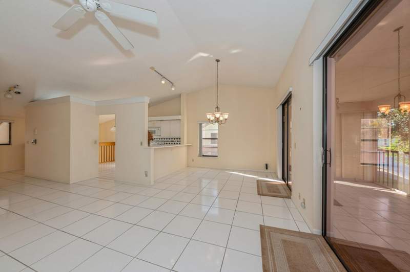 3 bedroom Condominium at 10439 S Circle Lake Drive #201, Palm Chase Lakes Condo, Boynton Beach — photo 5