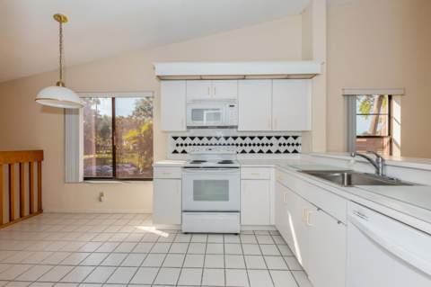 10439 S Circle Lake Drive #201, Boynton Beach FL - photo 9 of 26