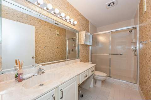 10439 S Circle Lake Drive #201, Boynton Beach FL - photo 15 of 26