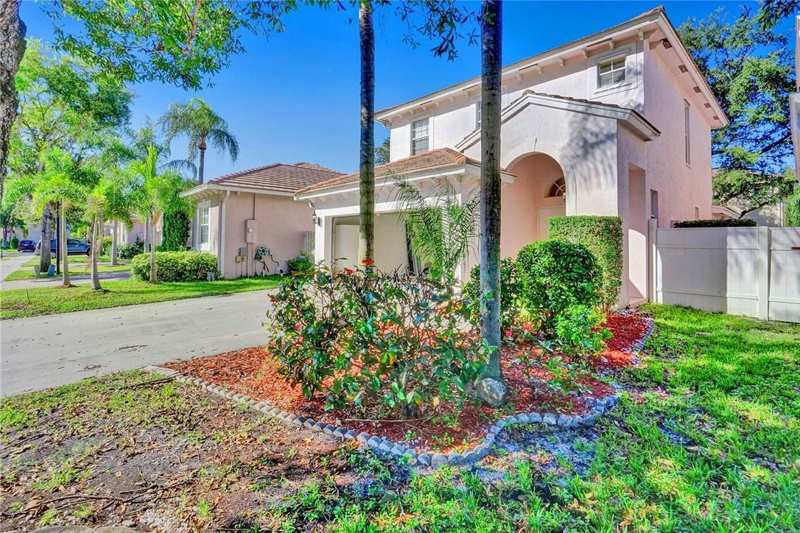 3 bedroom Single Family Residence at 4837 NW 19th Street, Lyons West, Coconut Creek — photo 1