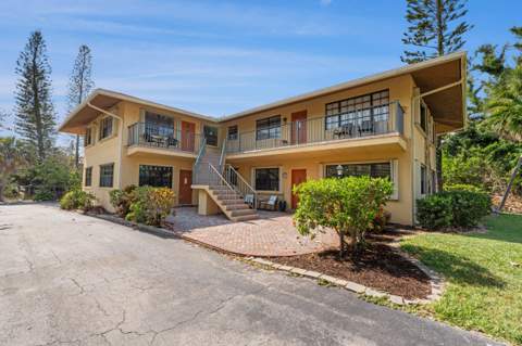 2505 Tamarind Drive, Fort Pierce FL - photo 8 of 29