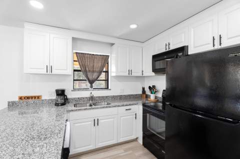 2505 Tamarind Drive, Fort Pierce FL - photo 21 of 29