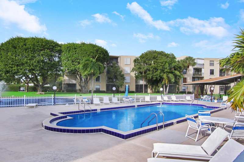 1 bedroom Condominium at 300 Waterway Drive #407, Waterway Club, Lantana — photo 1