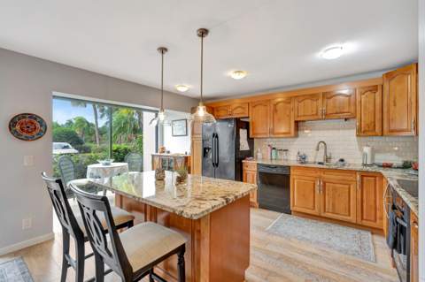 4680 SW Parkgate Boulevard #C, Palm City FL - photo 15 of 65