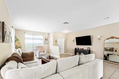5827 Gypsum Place, West Palm Beach FL - photo 6 of 28