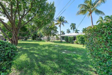 1431 S Ocean Boulevard #87, Lauderdale-By-The-Sea FL - photo 24 of 47