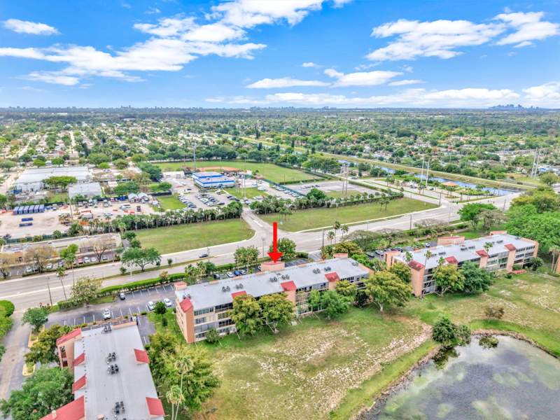 2 bedroom Condominium at 363 N Rock Island Road #205, Palm Lakes Condo, Margate — photo 4